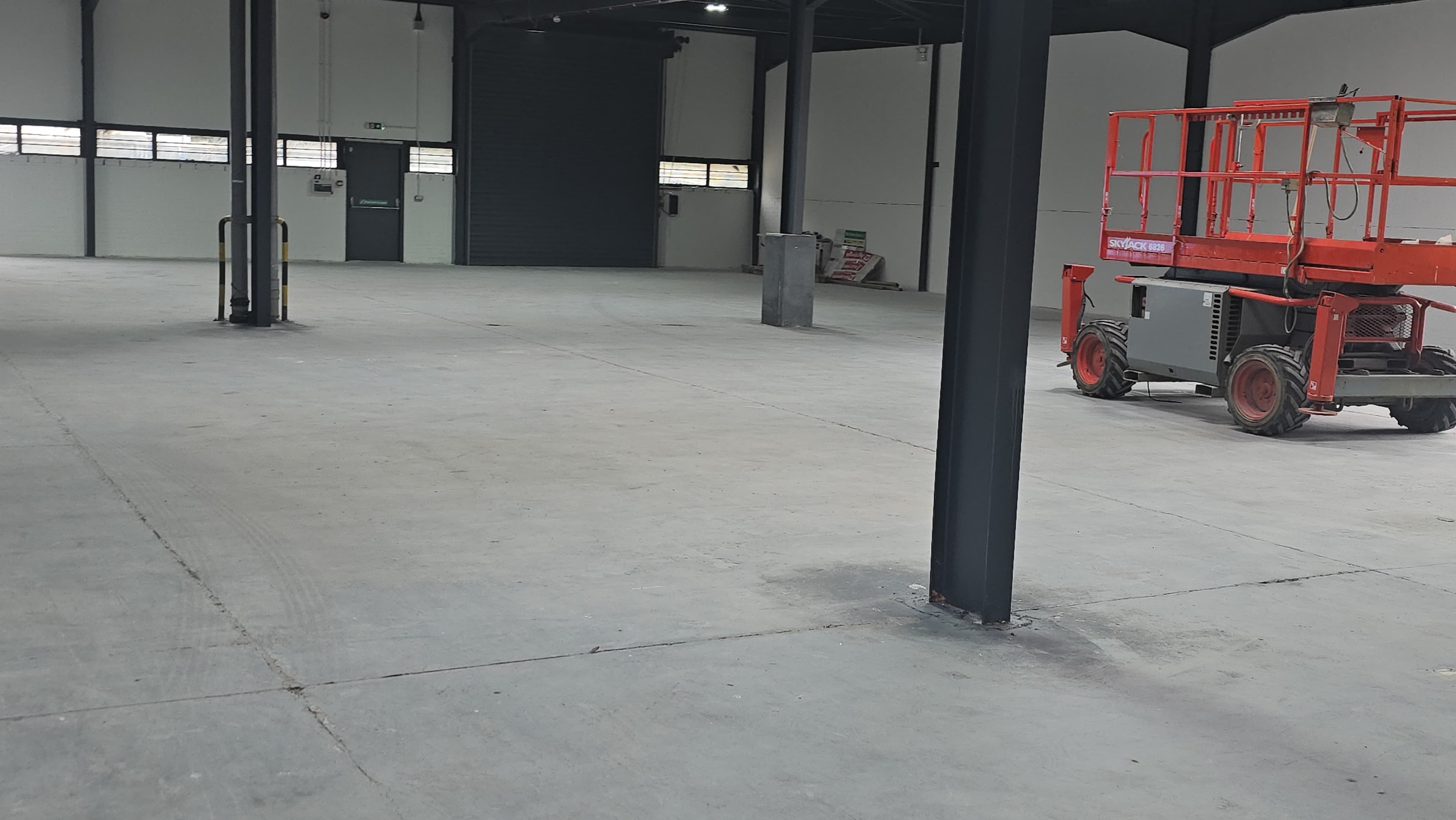 Industrial Unit — Full Clean